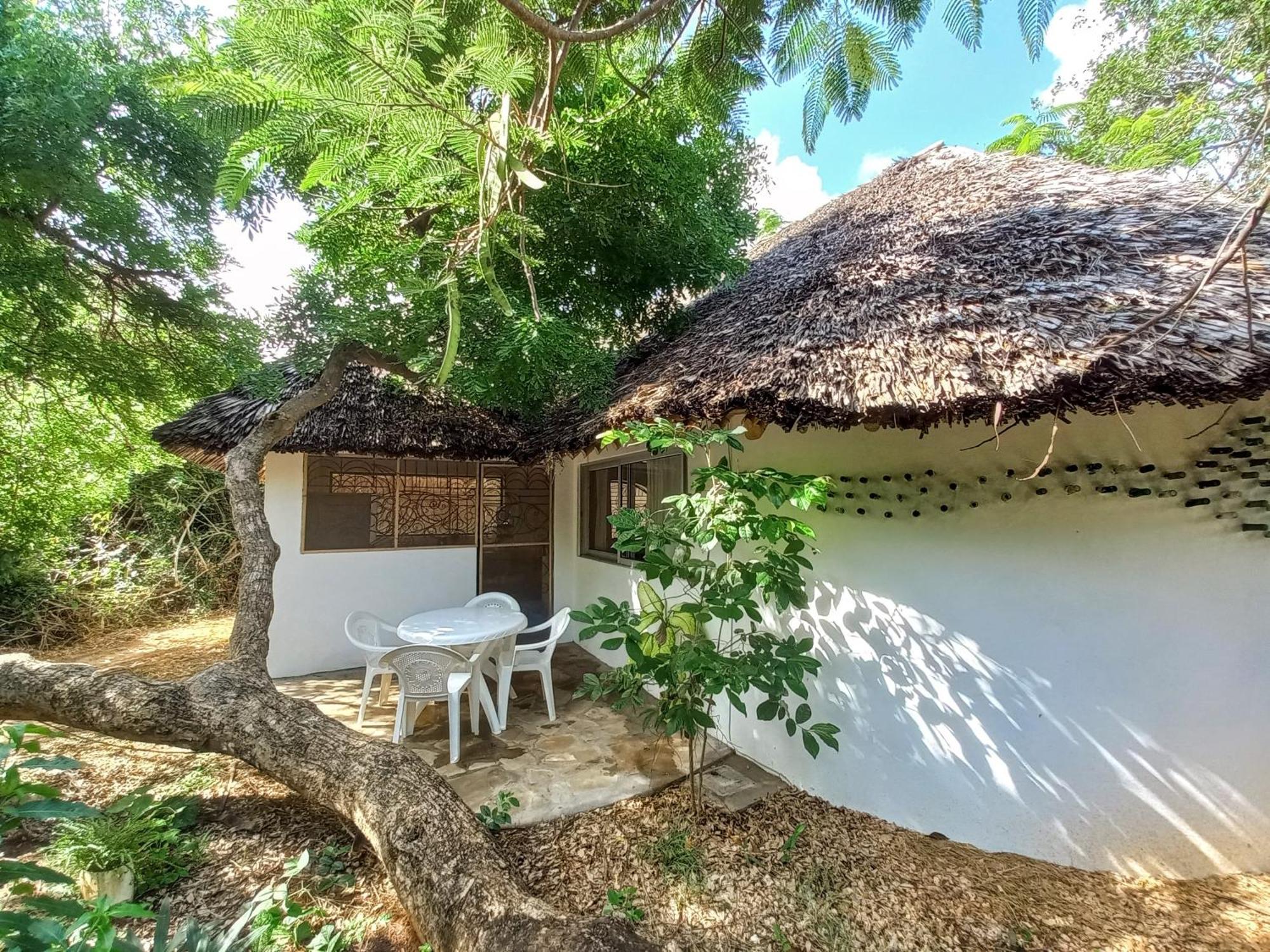 Watamu Beach Cottages Dış mekan fotoğraf